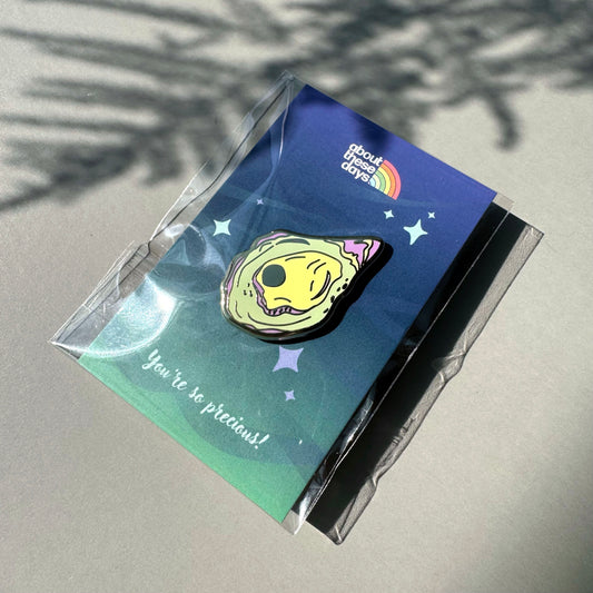 【Enamel pin | 金屬別針】Precious 無價之寶